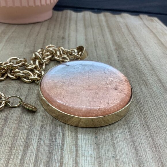 Chico's Ombre Peach Silver Circle Disc Pendant Gold Tone Necklace - Picture 5 of 7